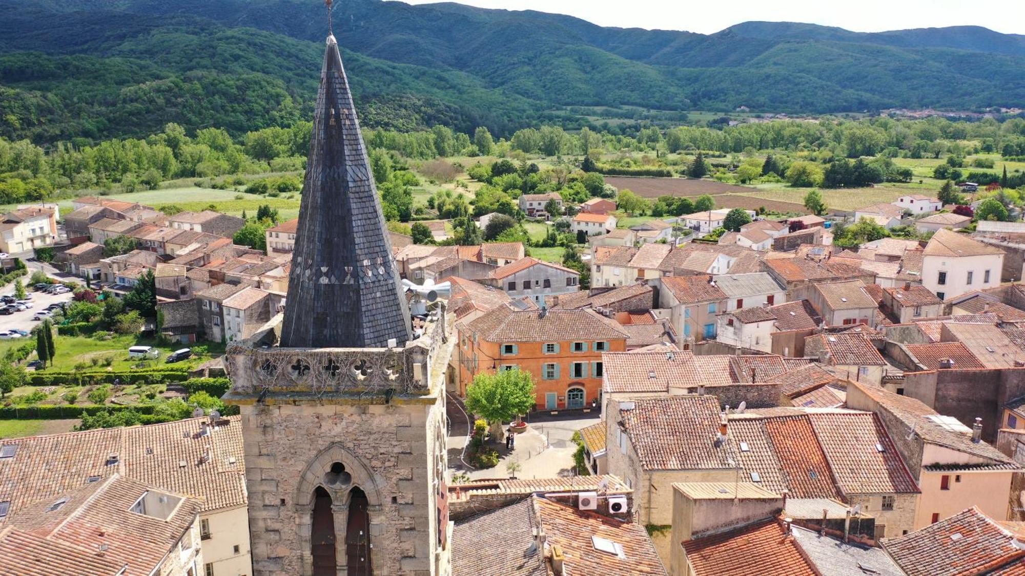 Des Lits Sur La Place Hérépian 외부 사진